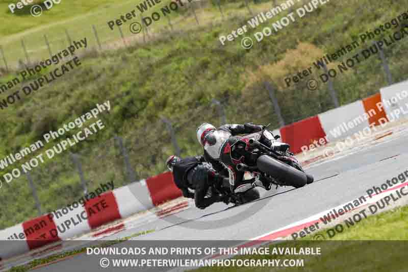 cadwell no limits trackday;cadwell park;cadwell park photographs;cadwell trackday photographs;enduro digital images;event digital images;eventdigitalimages;navarra;no limits trackdays;peter wileman photography;racing digital images;trackday digital images;trackday photos